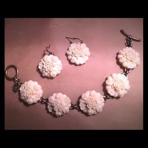Like New! Lucky brand Bracelet and Earrings